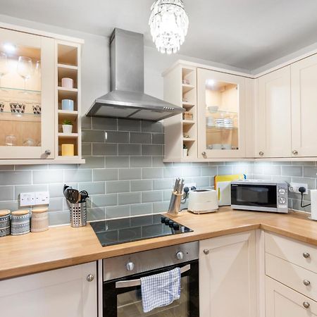 Charming 1Br Apartment Close To Centre With Free Parking Обан Экстерьер фото